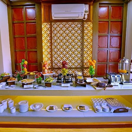 King Park Hotel Mandalay Exterior foto